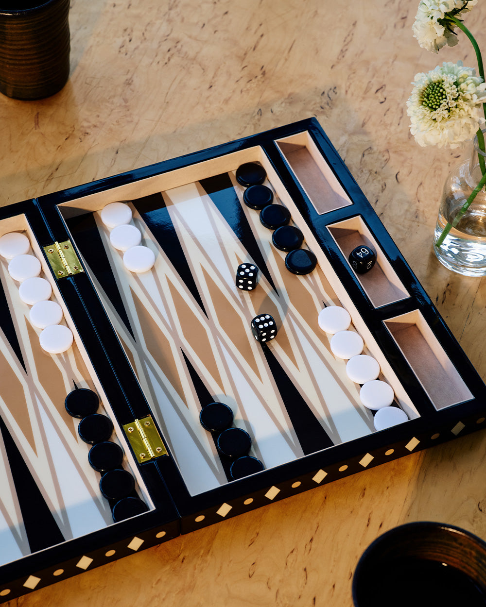 Lacquered Backgammon, Black